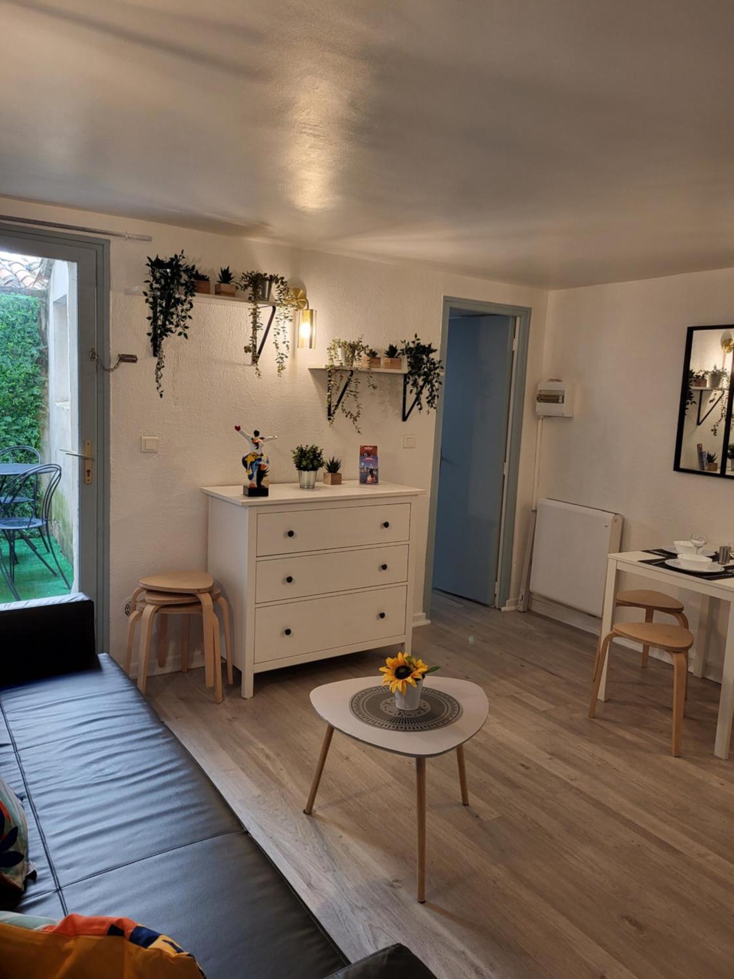 Studio/2 Pieces, Terrasse أفينيون المظهر الخارجي الصورة